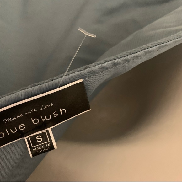 NEW Blue Blush One Shoulder Ruffled Tiered Dress Smocked cuffs Women’s S 4 6 - Picture 5 of 6